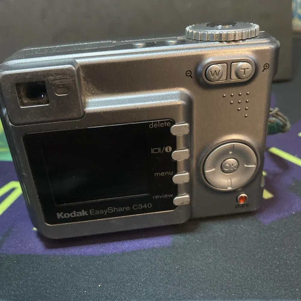 Kodak EasyShare C340 - Silver - - 5MP Digital Camera Only C3